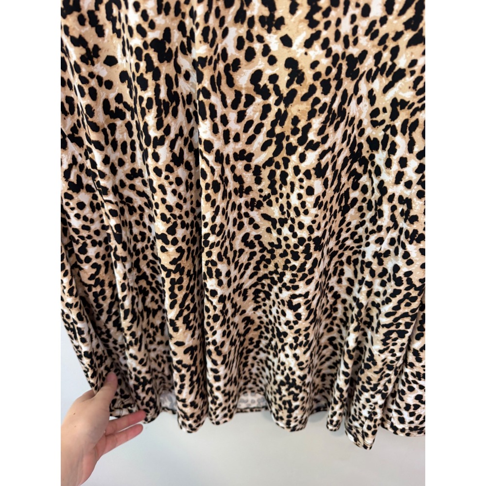 Cato Womens XL Leopard Print Lattice V-Neck Long Sleeve Swing Top Blouse RN37080 - Picture 5 of 10